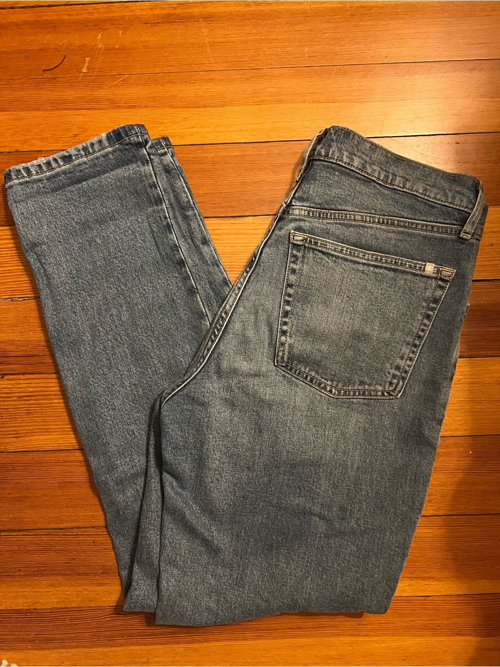 Everlane - Picture 7 of 7